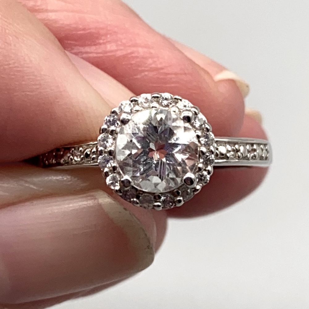 NYC II sterling silver round petalite with white zircon halo in size 8 🌺
